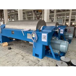 China Concentration Discharge Decanter Centrifuge 90 Kw Clarification Dehydration 5000 Kg on sale