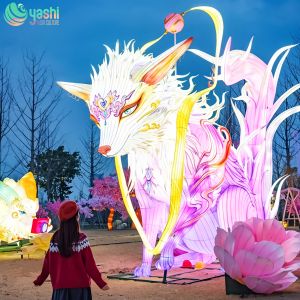 China Custom LED Fox Lanterns for Theme Parks &amp; Events factory