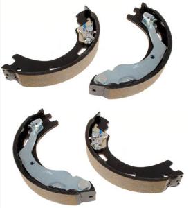 China Land Rover LR031947 Chassis Parts Brake Shoe Set factory