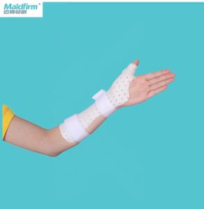 China Perforated Thermoplastic Splint Material Wrist And Thumb Support 2.4mm Thick factory