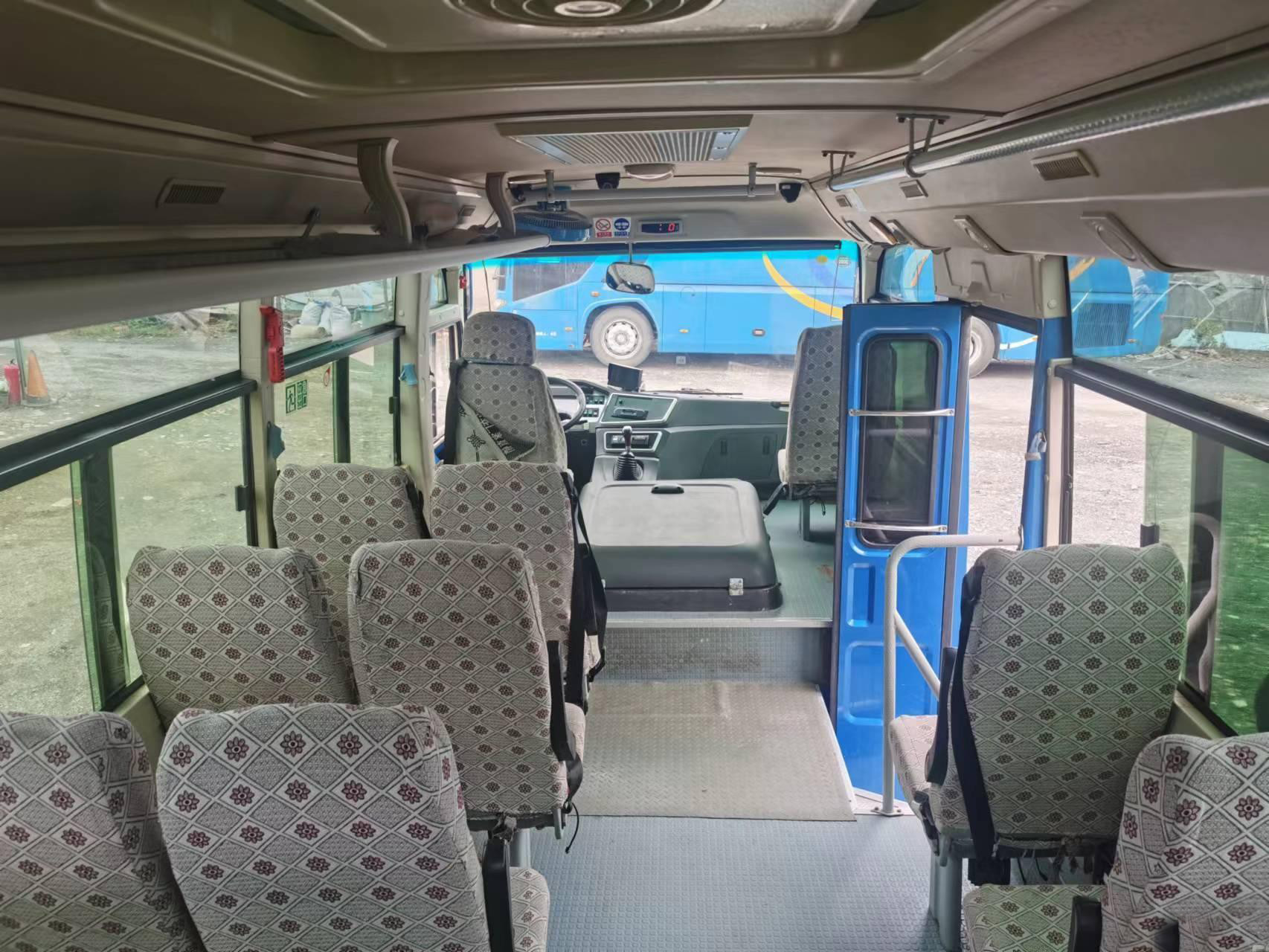 Used Coach Bus Second Hand Diesel Engine 22 Seats In Good Conditioin