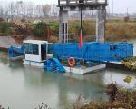 70kw Power Of Aquatic Weed Harvester Are Used To Collect And Clean River Water