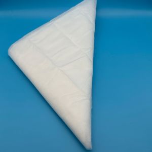 China Absorbent Non Woven Bandage Triangular Bandage Single Use Rolled Gauze factory