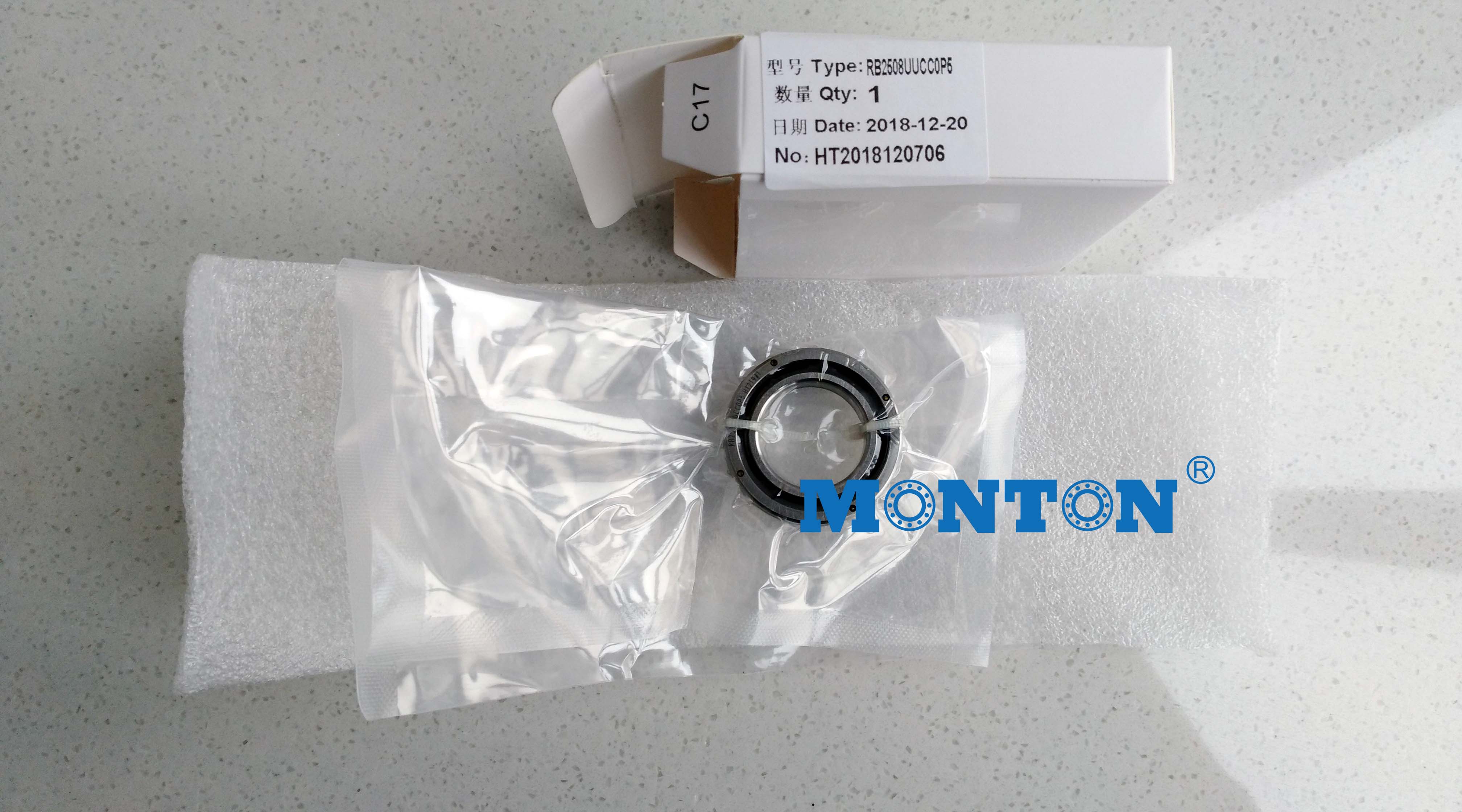 RB2508UUCC0P5 crossed roller bearings