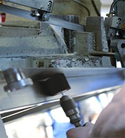 Mechanical Automatic Beer Filling Machine 200ml-2500ml Bottle Size