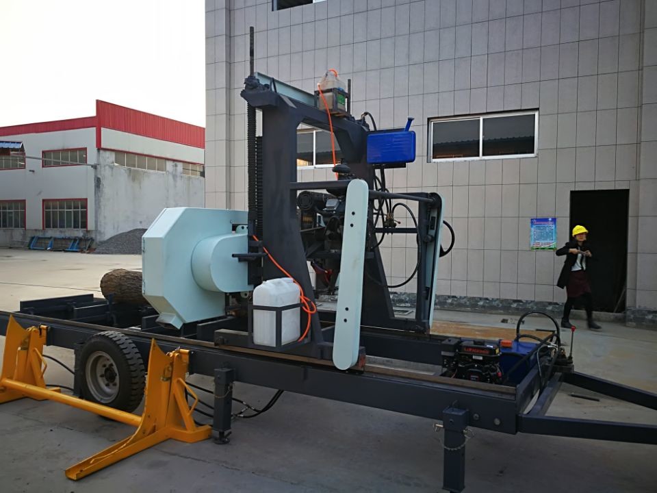 Hydraulic automatic cnc bandsaw machine, band saw mills with petrol or diesel engine