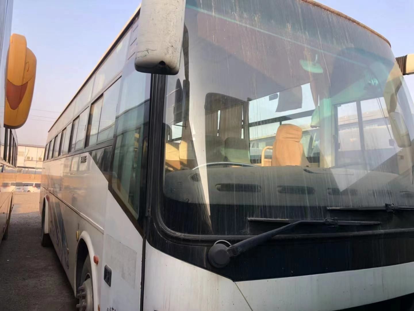 Second Hand Tourist Bus Front Engine 53 Seats Used Yutong Bus ZK6112D Sliding Window