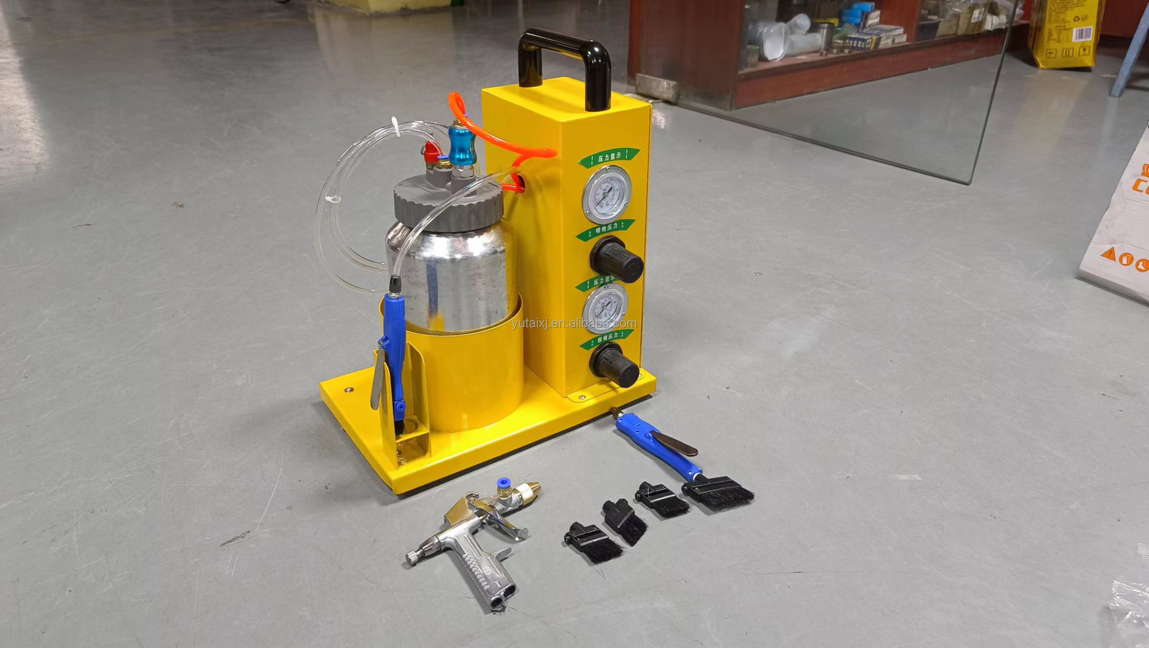 Precise Control Leather Gluing Machine Easy Cleaning Glue Brushing Machine
