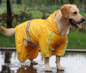 China Breathable Adjustable Lightweight Rainproof Hoodie Dog Clothes Raincoat factory