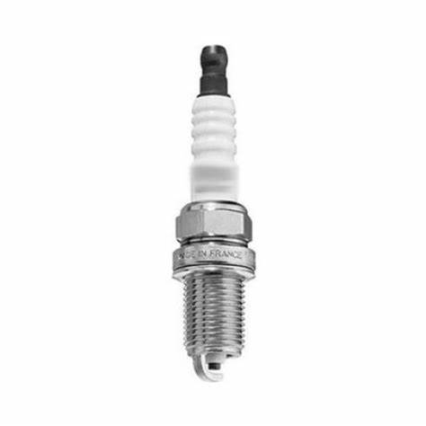 7700500155 Spark Plug For Renault Dacia Logan L90 PEUGEOT 1998