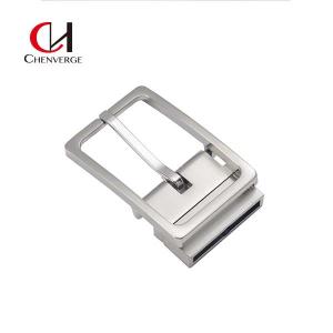 China 55g Nickel Reversible Belt Buckles Corrosion Resistant Laser Logo factory