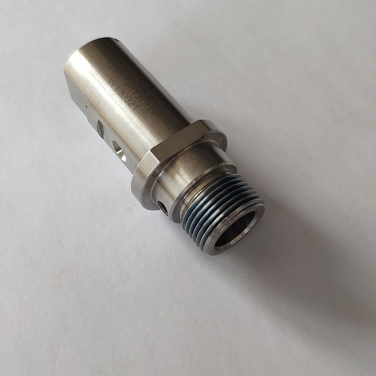 Durable 010104-1 Water Jet Cutter Parts 60k High Pressure On Off Valve Body