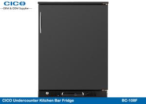 China SS Cabinet Under The Counter Wine Chiller Glass Door Beer Fridge 108L Volumn factory