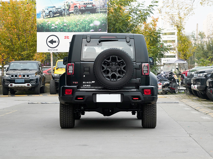 Bj40 Large SUV 2.0T 163ps 120kw 380nm Fuel Petrol Car 8at Beijing Automatic LED Electric Leather Multi-function Left