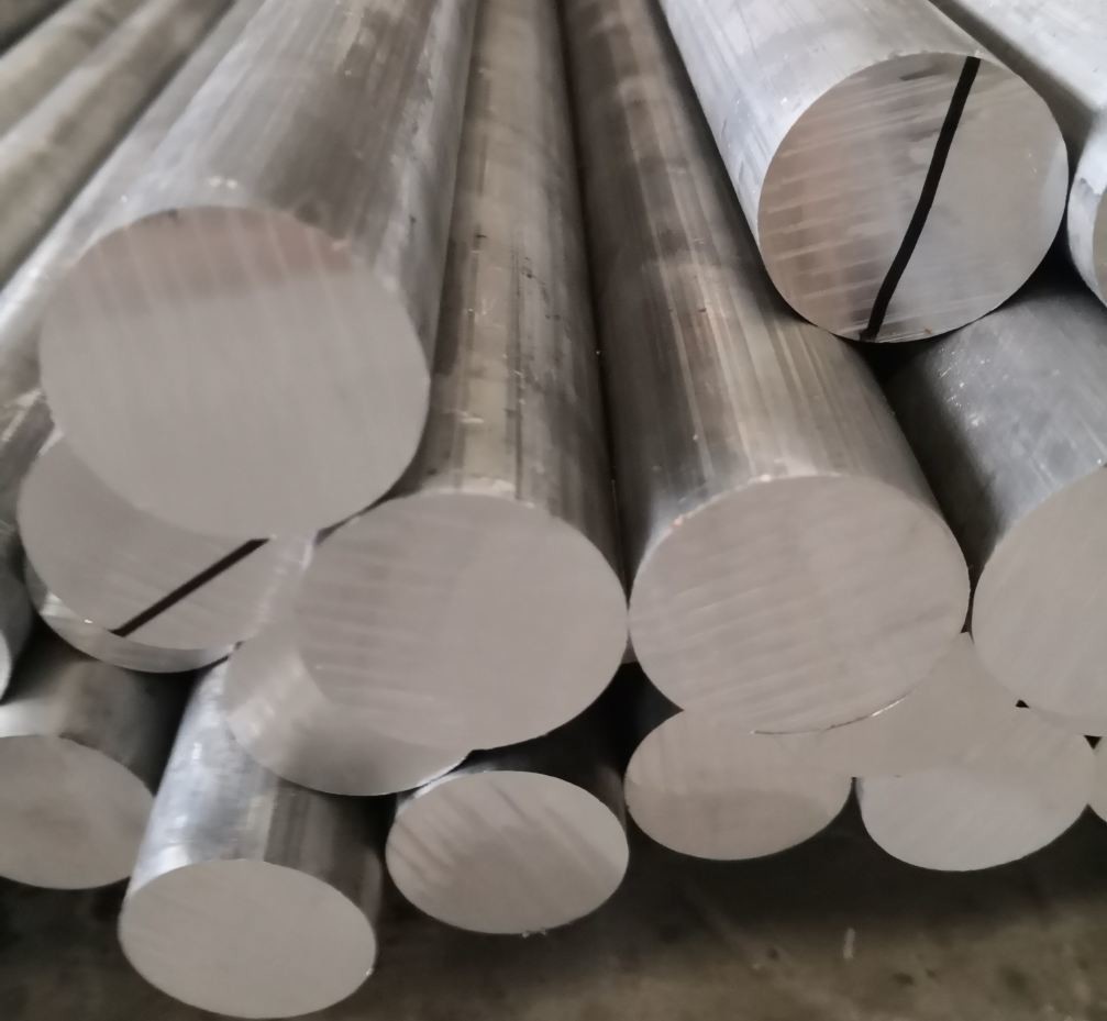 469MPa Tensile Strength 2024 Aluminum Round Bar Excellent Fatigue Resistance