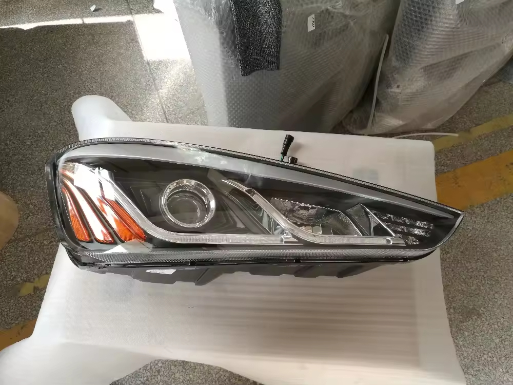 CCC Certified Adiputro Bus Coach Auto Accessories Fiber Lamp HC-B-1591-3 for Universal