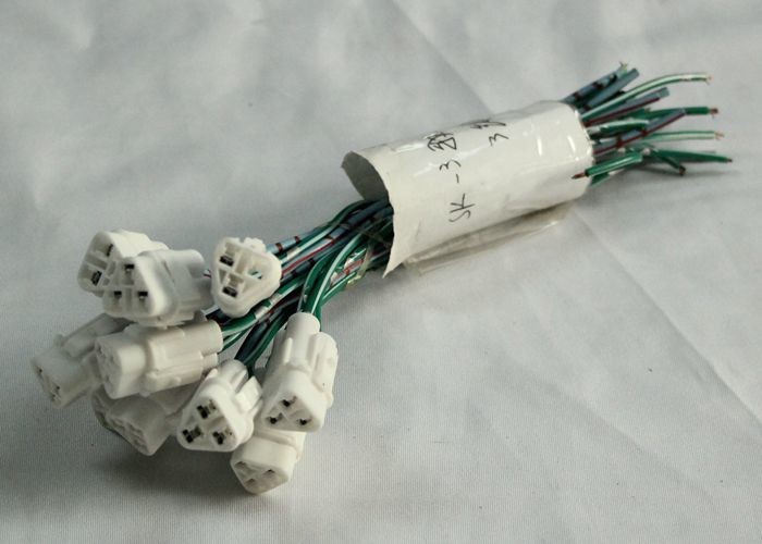 Kobelco Excavator Spare Parts Motor 3 Lines Plug Construction For Excavator Machinery