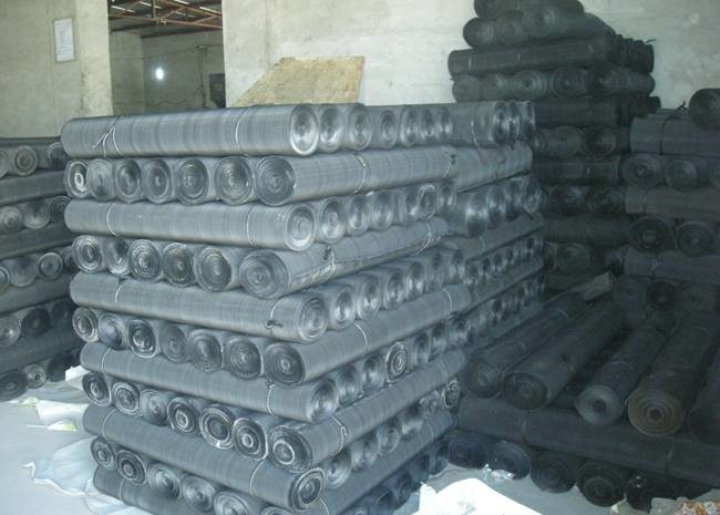 High Carbon Steel Woven Wire Screen With Width 0.2-2.5m Length 25m To 30.5m