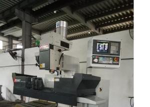 China High Wear Resistance CNC Vertical Milling Machine For Metal Processing 3HP Motor factory