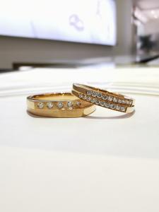 China Gift Party Two Diamonds Layers 8.5g Personalized Couple Rings factory