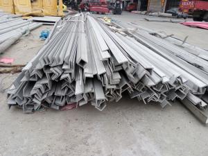 China ASTM 201 202 304 316 60*60*4 Stainless Steel Angle Bar / Equal Angel Bar For Building on sale