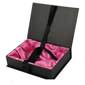 China Customer's Specific Requirement Luxury Hair Wig Packaging Black Box Magnetic Closure factory