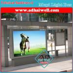 Outdoor Lateral LED Mupi Scrolling Light Box on Street