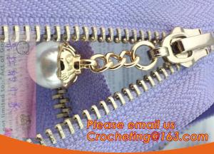 China Supply Various Size Zipper And Slider Accessory For Garment High Quality Zipper factory