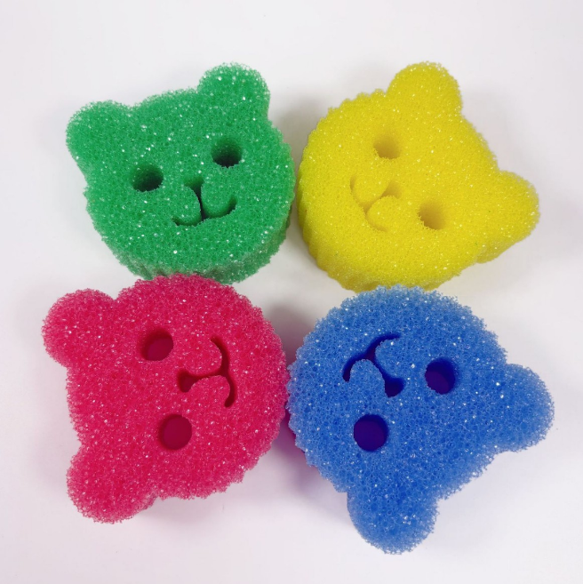 Color-changing sponge pad comparison