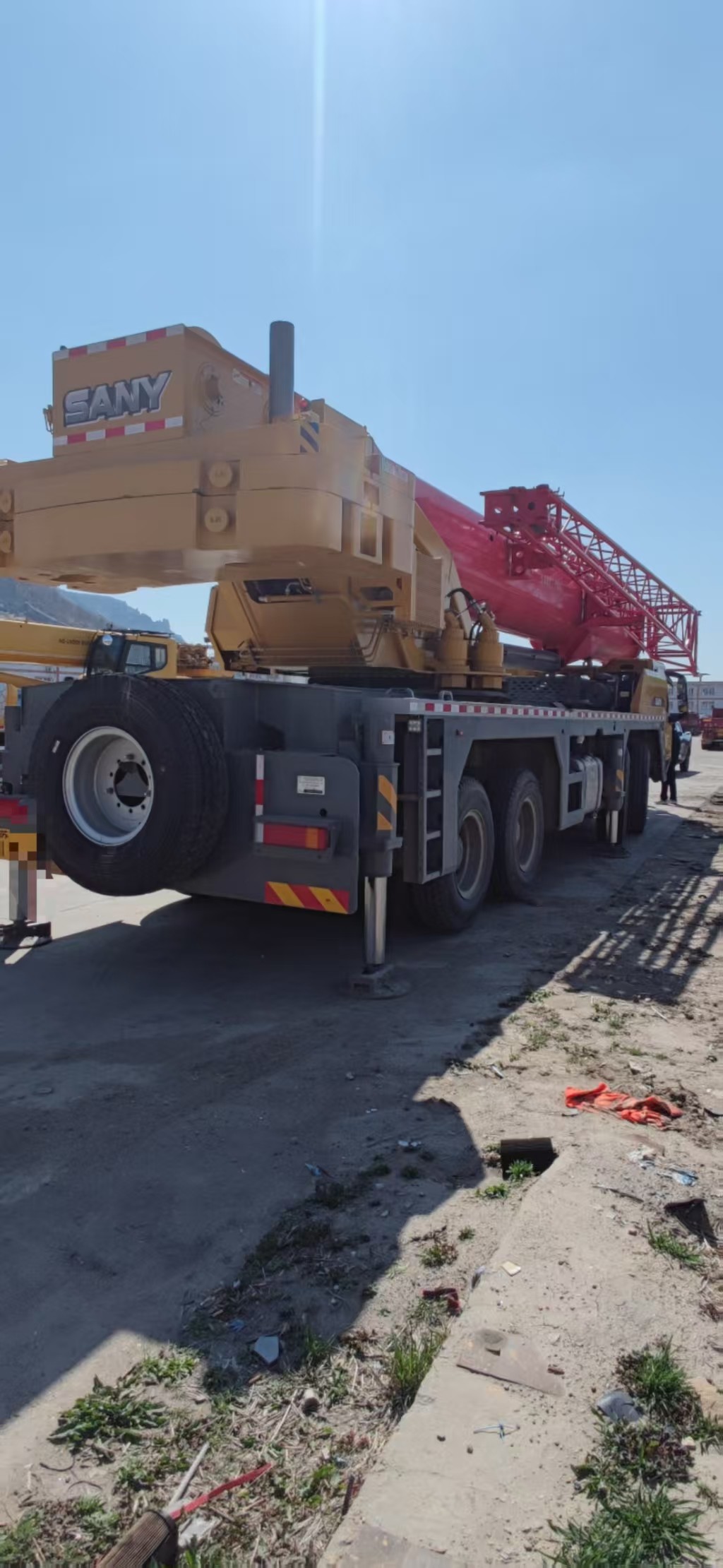 80ton STC800 SA Ny Truck Crane with High Operating Efficiency YUCHAI Engine from Official