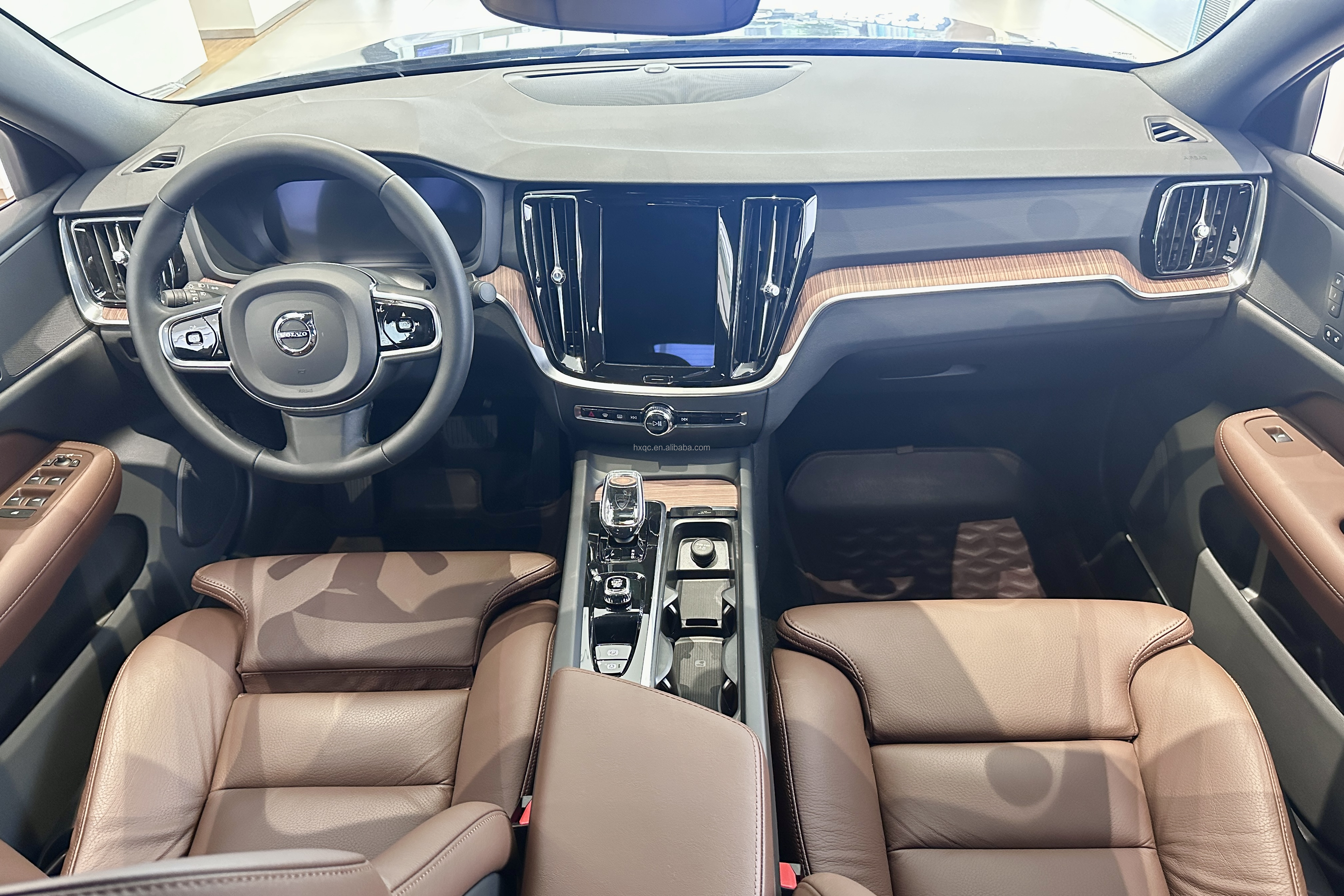 Long Range and High Speed 2023 vol-vo S60 Plug-in Hybrid Electric Vehicle for Transportation