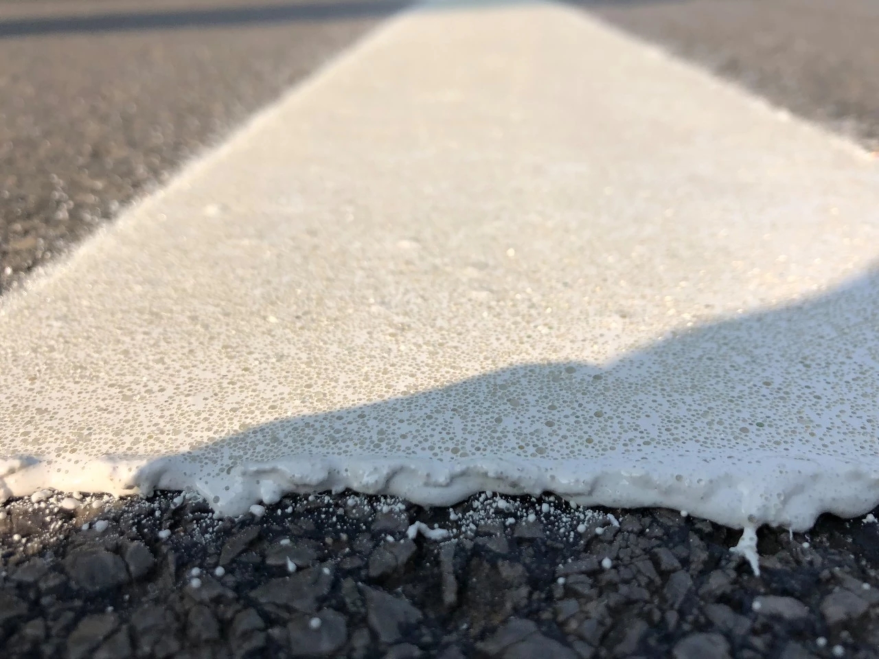 Reflective Yellow / White Thermoplastic Road Marking Paint For Lane Marking