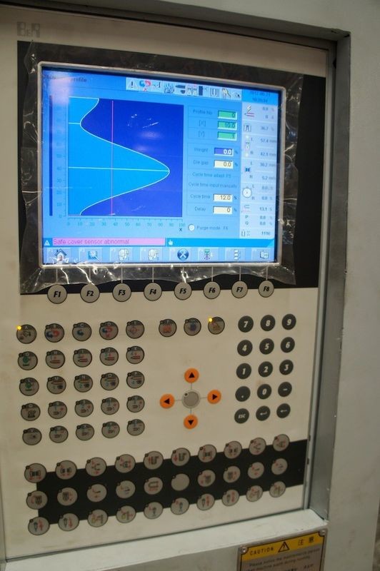 China Meper 50ML-4L High Speed Plastic Bottle Blow Molding Machine With 3 Die Head And 2 Layer