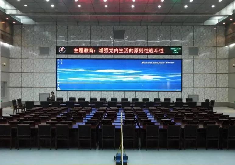 Ultra High Definition 900nits Fine Pitch LED Display P1.5 P2 Indoor Led Screen