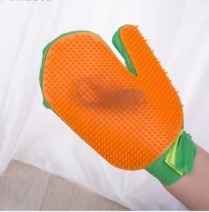 China Easy To Use Pet Glove Cat Hair Brush Pet Grooming Fur Removal factory