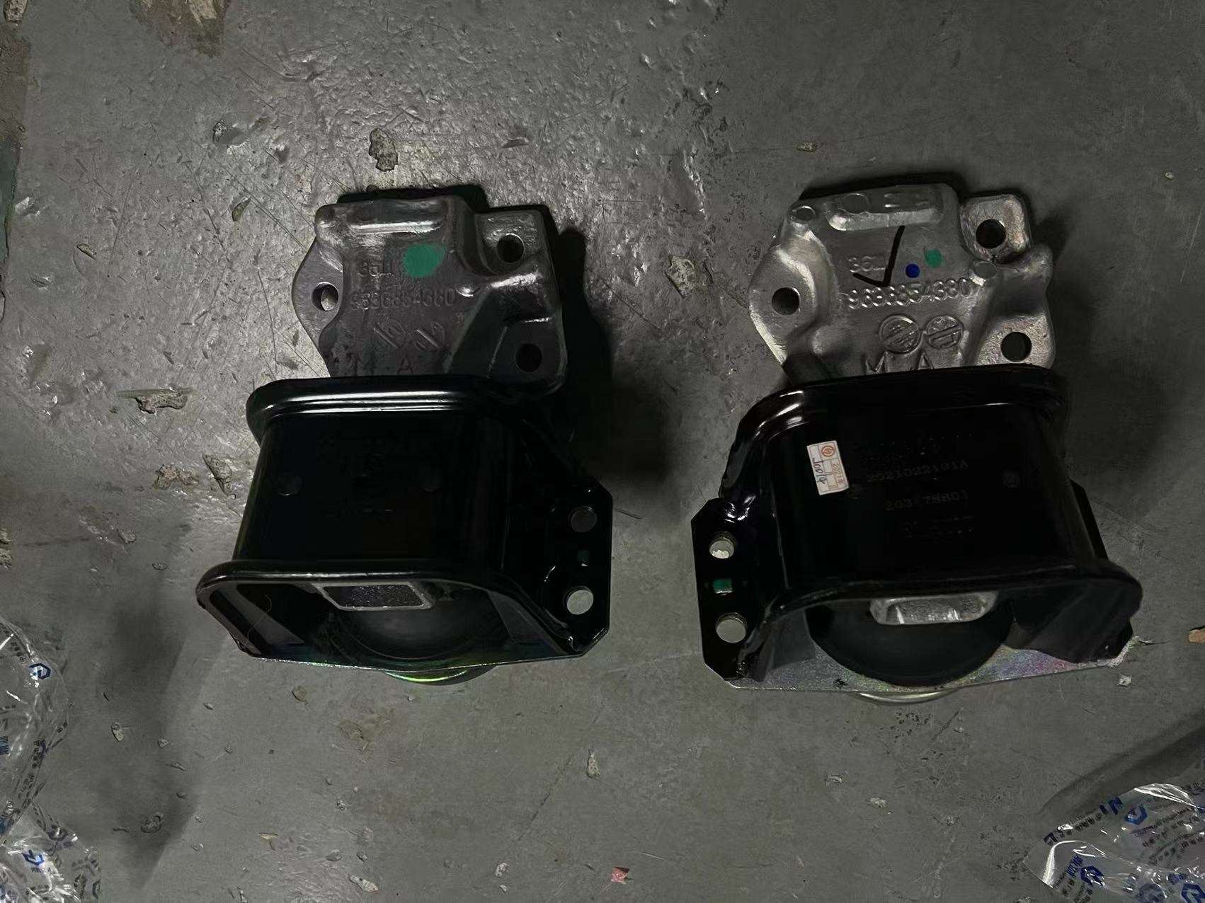 Rubber Metal Engine Mounts for Peugeot 2007-2016 Engine Components