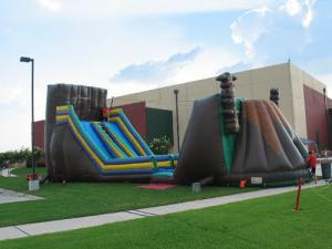 China Mobile Inflatable Obstacle and Zip Line For Playground Children Games factory