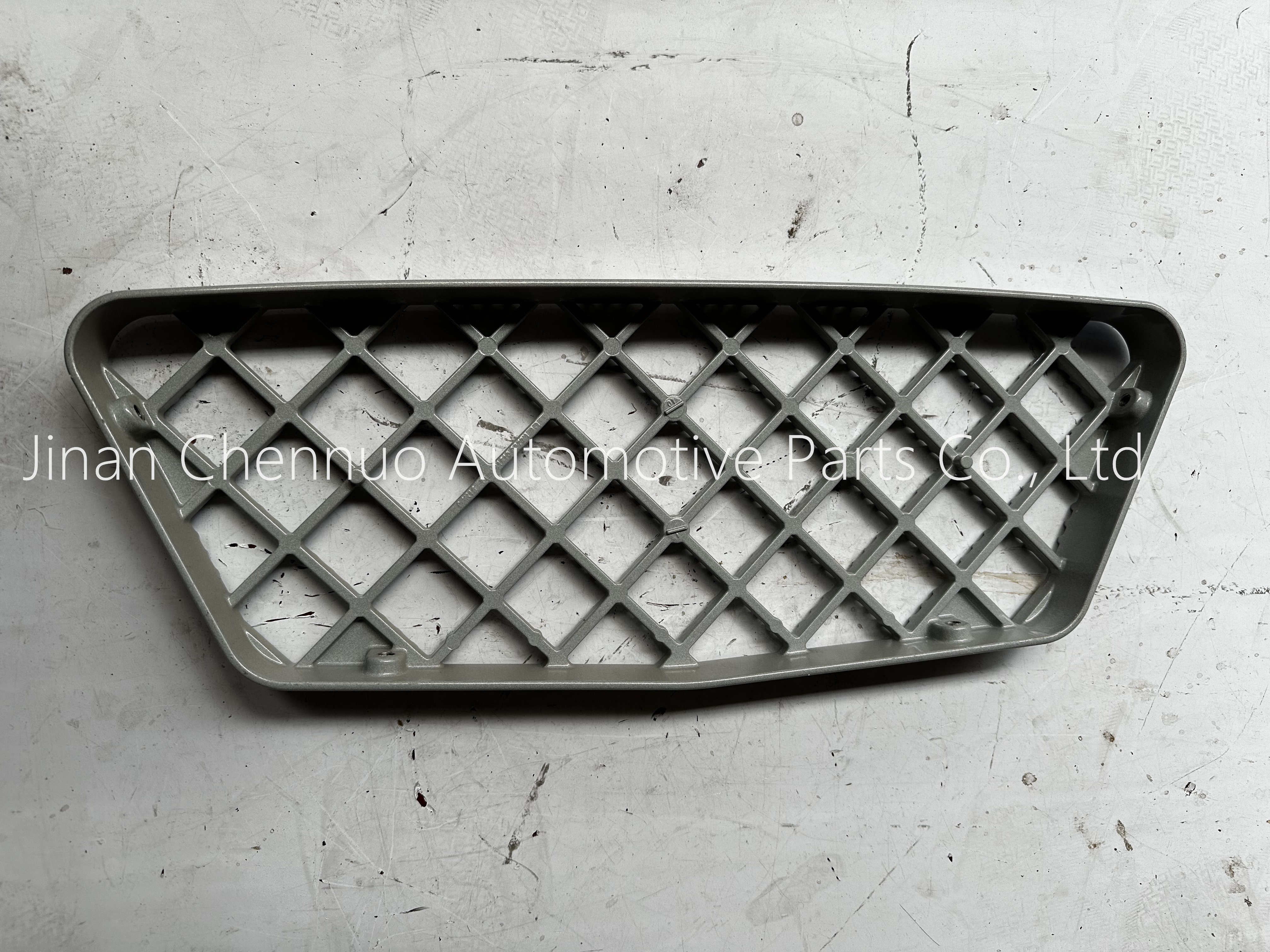 712W61510-0273 Cast Aluminum Upper Anti Skid Board Heavy Truck Part