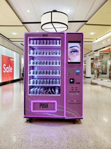 China Non Refrigerated Eyelash Vending Machine Beauty Products Vending Machine factory