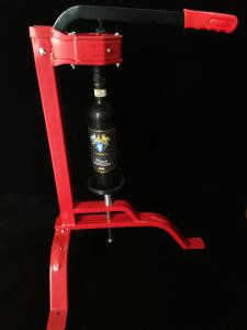 China Hand Held Wine Floor Corker 48.5 * 50 * 78.5cm Easy And Safe Operation factory