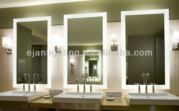 Hotel Bathroom Luxury LED Lit Up Mirror with Wall Mounted Installation and Equipped Light
