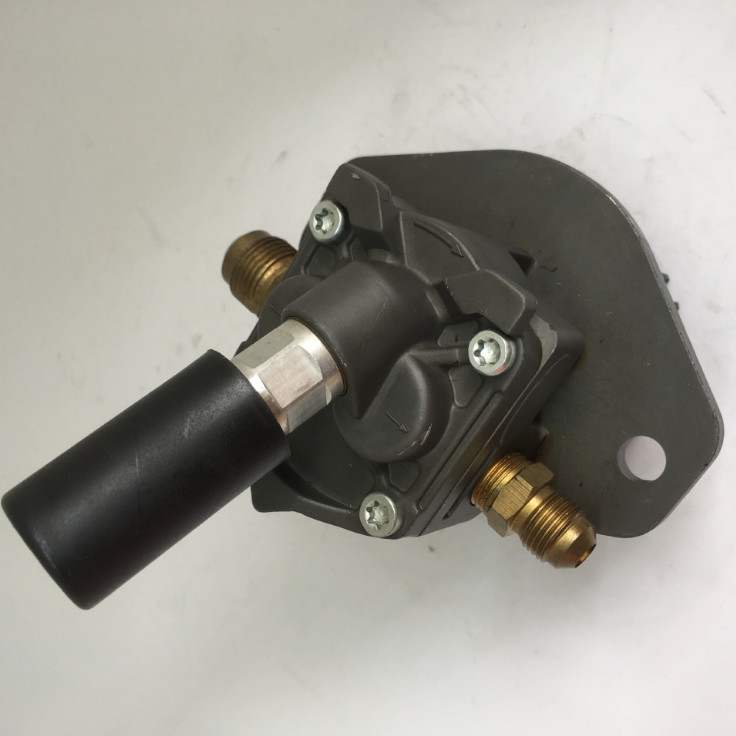 Euro III Series American Heavy Truck E6.E7 Diesel Oil Transfer Pump 0440020036 322GC45