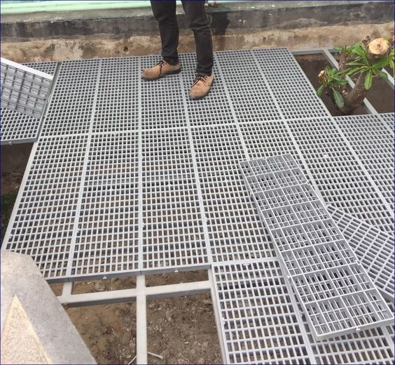 Flat Bar Type Anti Rust Heavy Duty Steel Grating With Machine Pressure Welding Technology