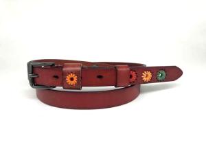China Retro Embroidered 23mm Cowhide Women Leather Belt Alloy Buckle factory