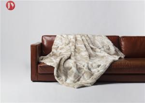 China Sable Mink Super Soft Fur Blanket Beige White Mink Fur Throw Customized Size factory
