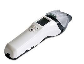 China 1S Fast Response 2.000mg/L Digital Alcohol Tester With LCD Clock factory