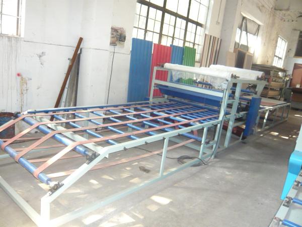 Corrugated Wall Making Machine , Glue Spreading / Overlaying / Drying Straw