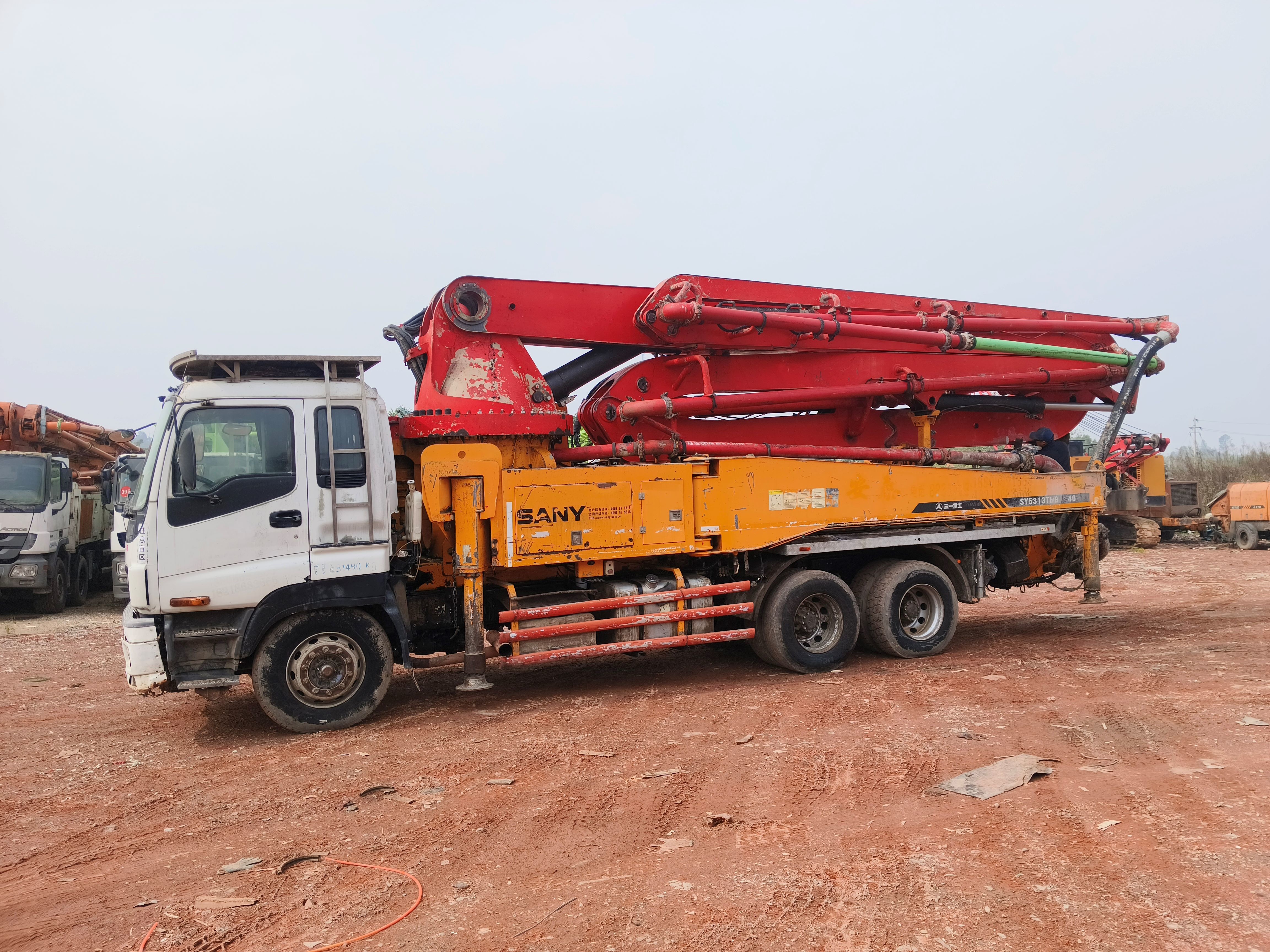 Used Sany 40-meter Concrete Pump Truck Adopts Isuzu Chassis, Which Is Economical And Affordable
