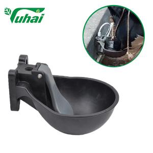 China PP Livestock Water Bowl 1.8l Agriculture Machinery Equipment Water Trough For Goats on sale