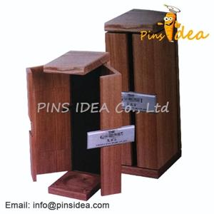 China Solid Wood Wine Box, with Metal Plate. Custom Design Accepted. Factory Price. factory